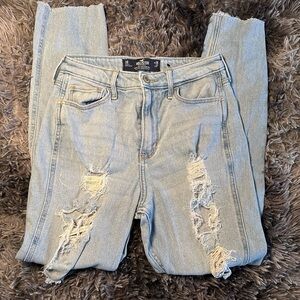 Hollister Light Wash Distressed Women's Skinny Jeans